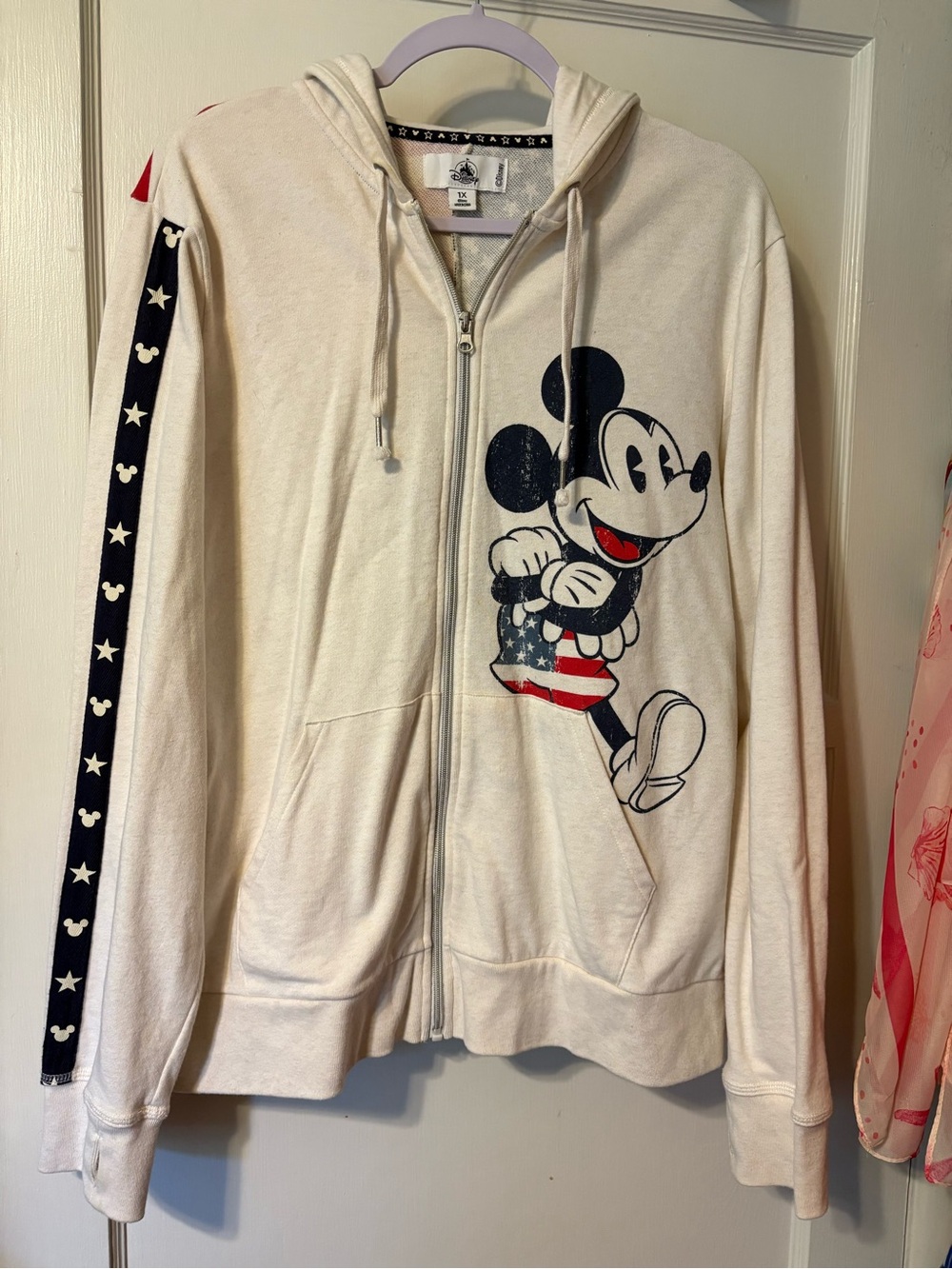 Disneyland Mickey Mouse sweatshirt